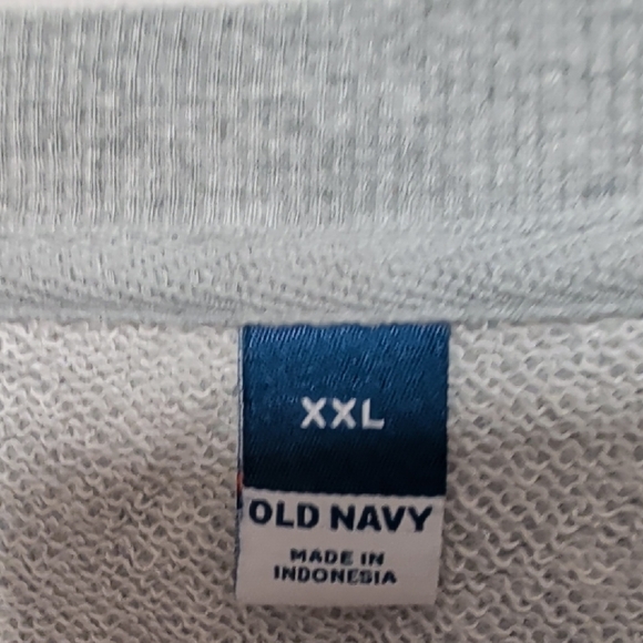 Old Navy Light Gray Crew Neck Sweater - Picture 5 of 7